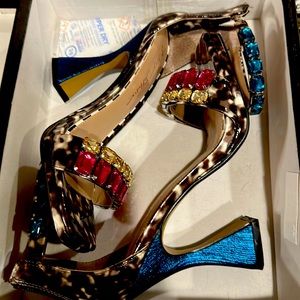 Betsy Johnson bling Heels 8.5